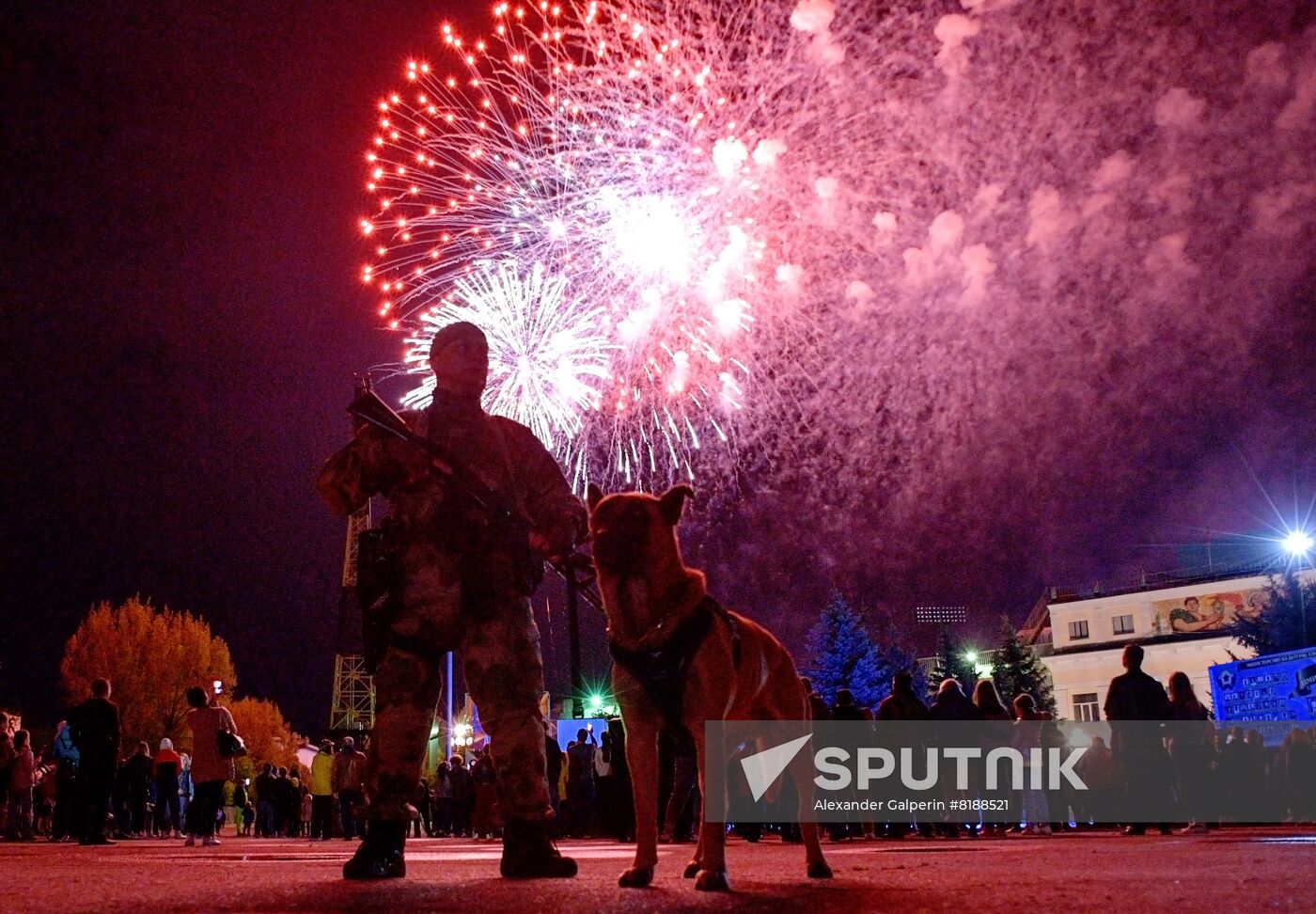 DPR LPR WWII Victory Day Fireworks