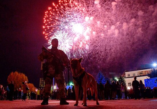 DPR LPR WWII Victory Day Fireworks