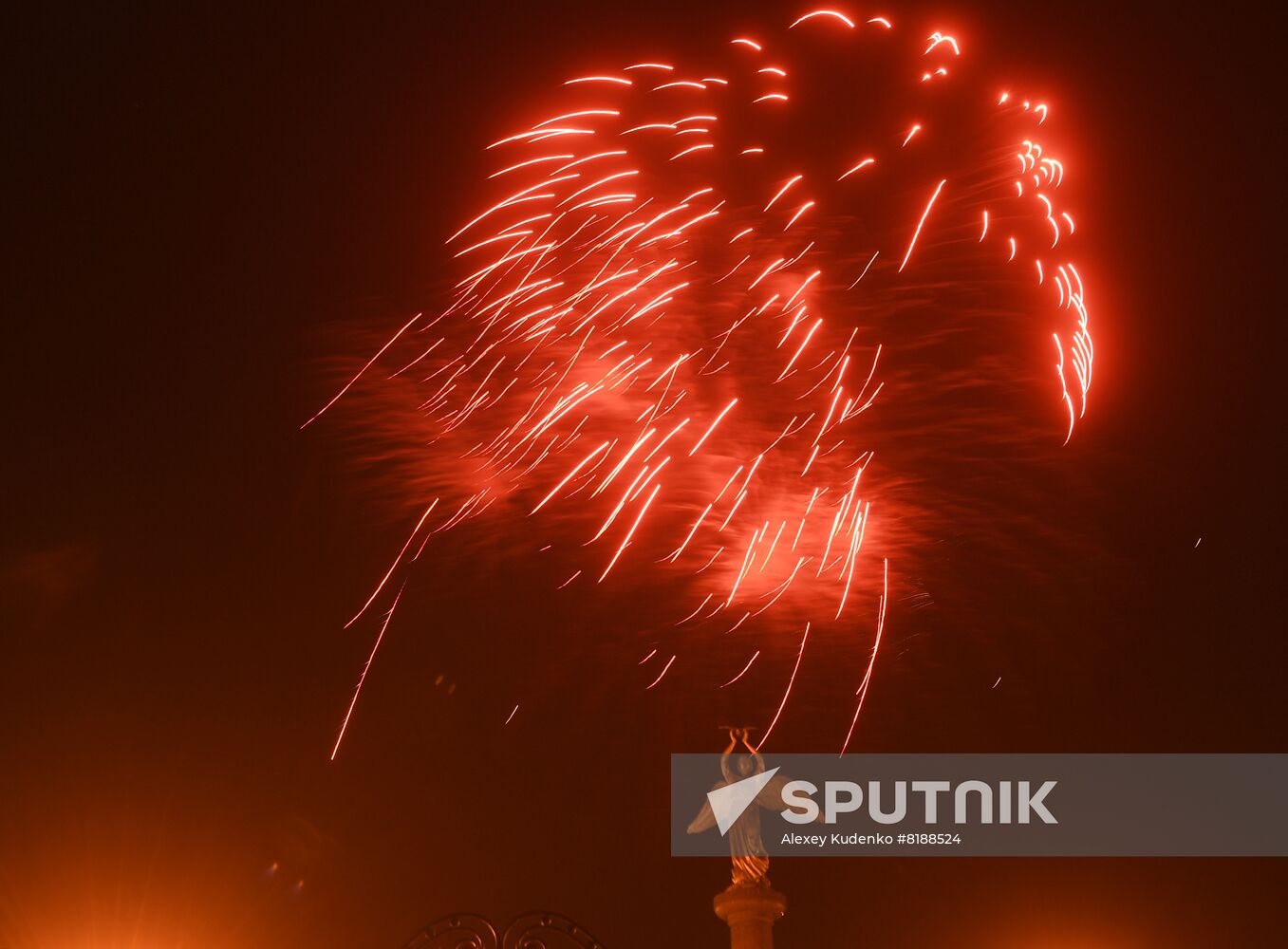DPR LPR WWII Victory Day Fireworks
