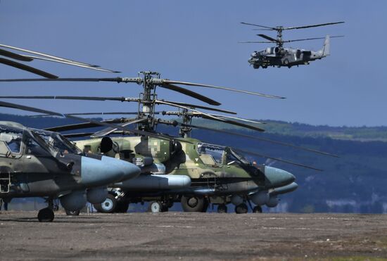 Ukraine Russia Military Operation Helicopter Airfield
