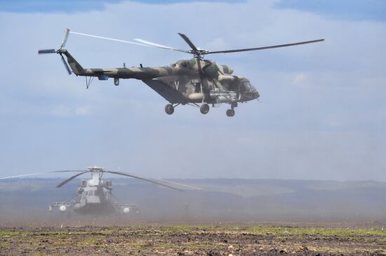 Ukraine Russia Military Operation Helicopter Airfield