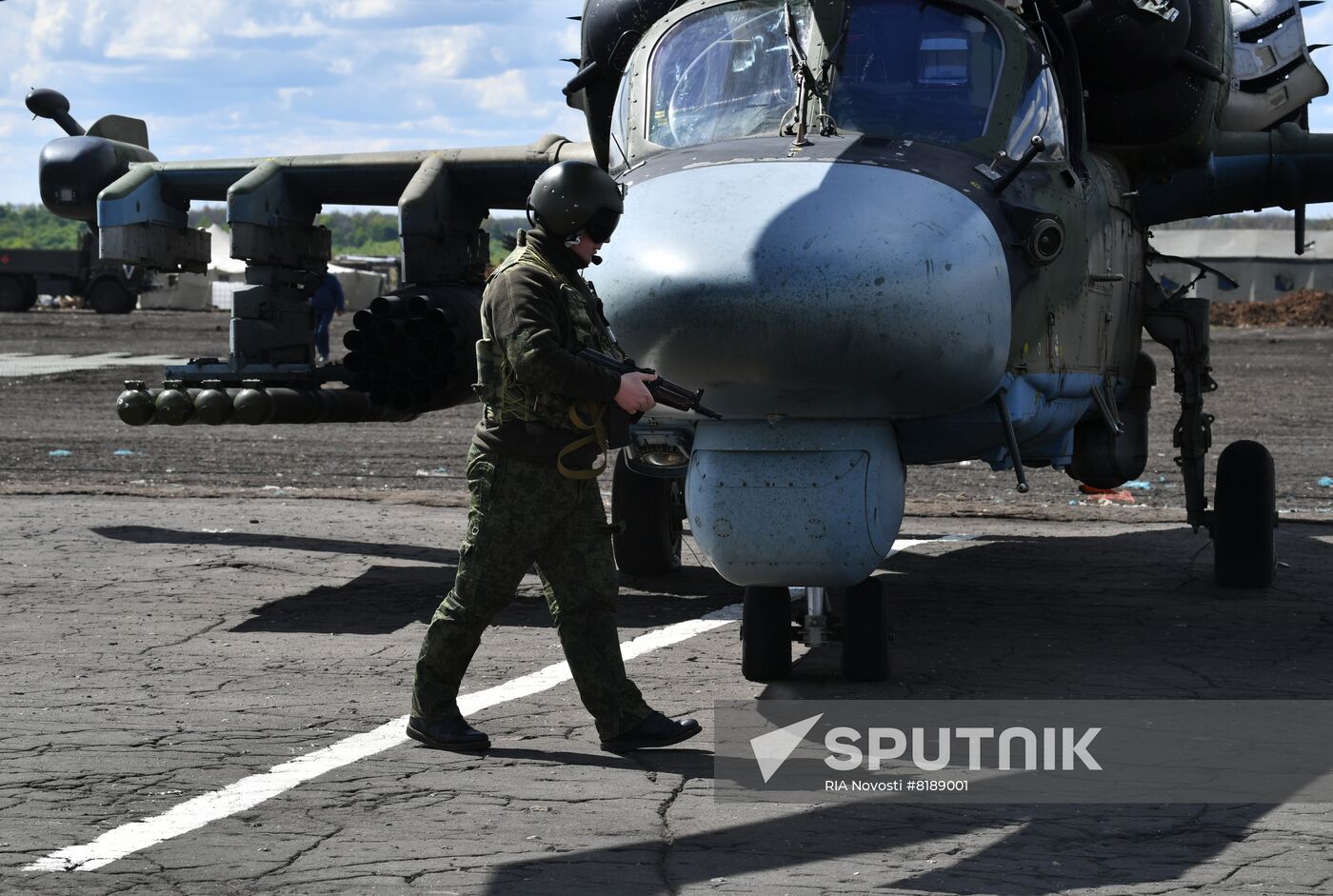Ukraine Russia Military Operation Helicopter Airfield