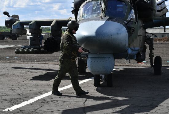 Ukraine Russia Military Operation Helicopter Airfield