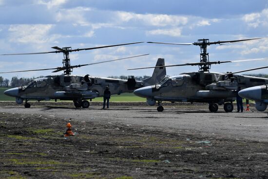 Ukraine Russia Military Operation Helicopter Airfield
