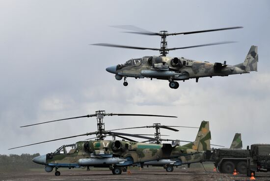 Ukraine Russia Military Operation Helicopter Airfield