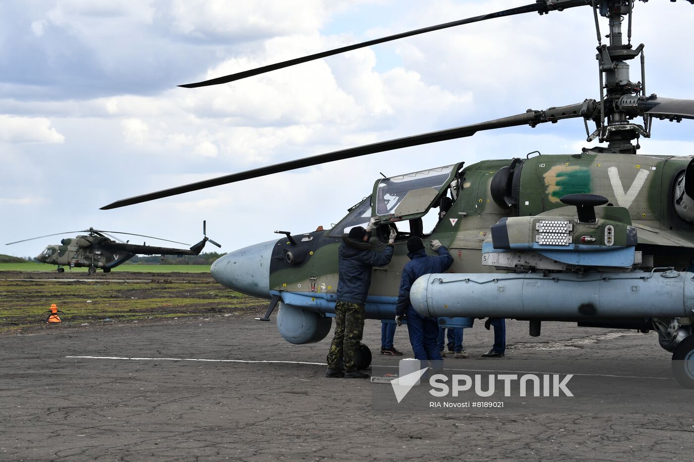 Ukraine Russia Military Operation Helicopter Airfield