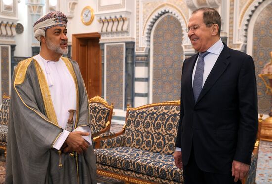 Oman Russia