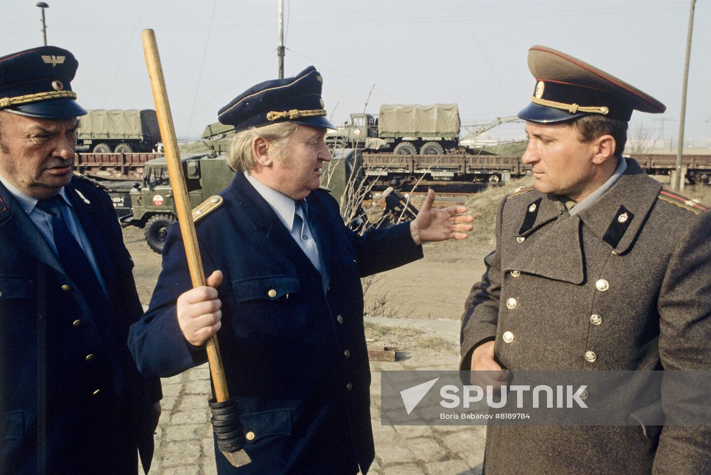 USSR withdraws its Western Group of Forces from Germany