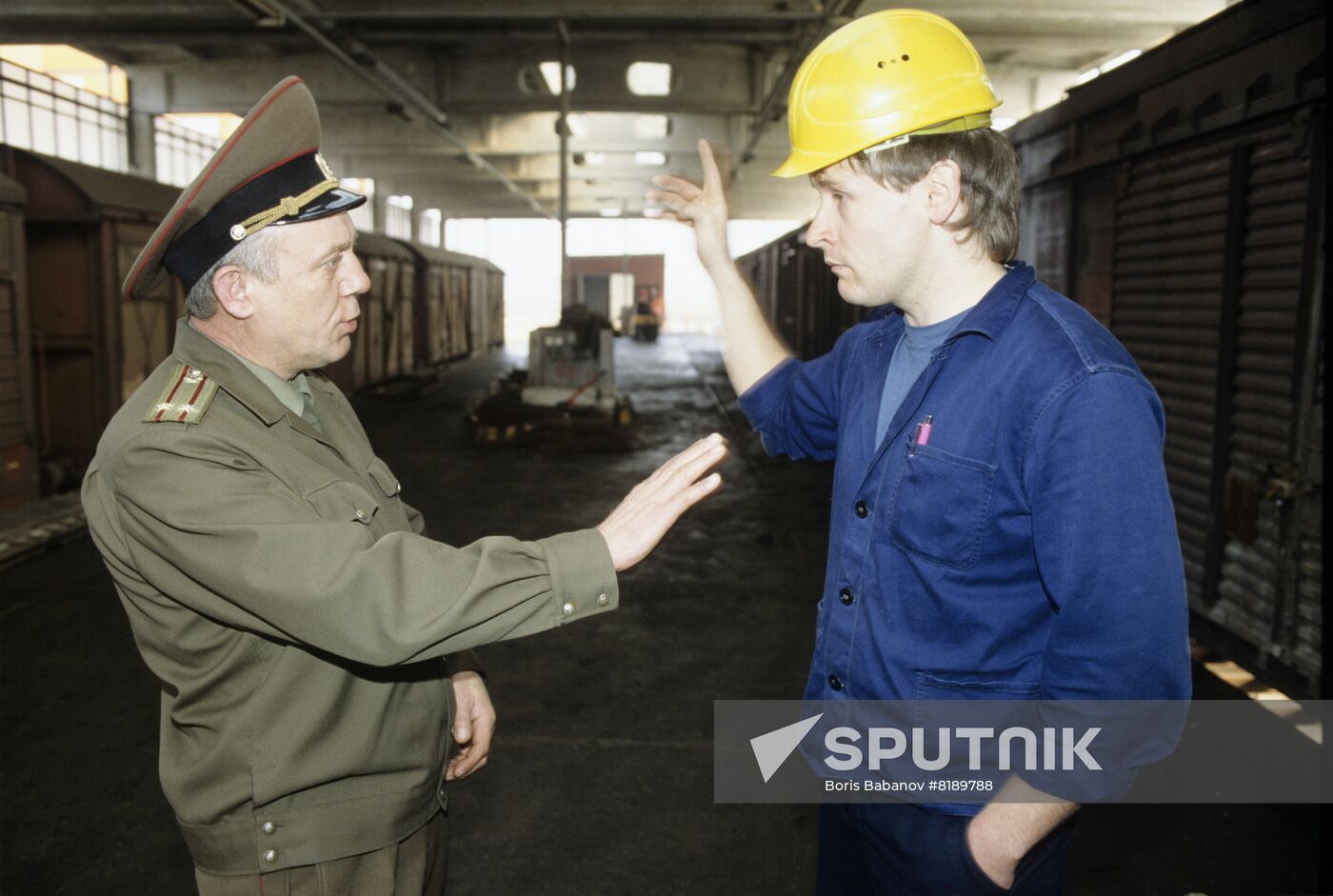 USSR withdraws its Western Group of Forces from Germany