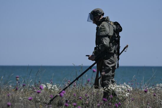 Ukraine Russia Military Operation Demining