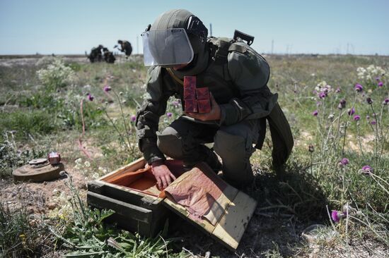 Ukraine Russia Military Operation Demining