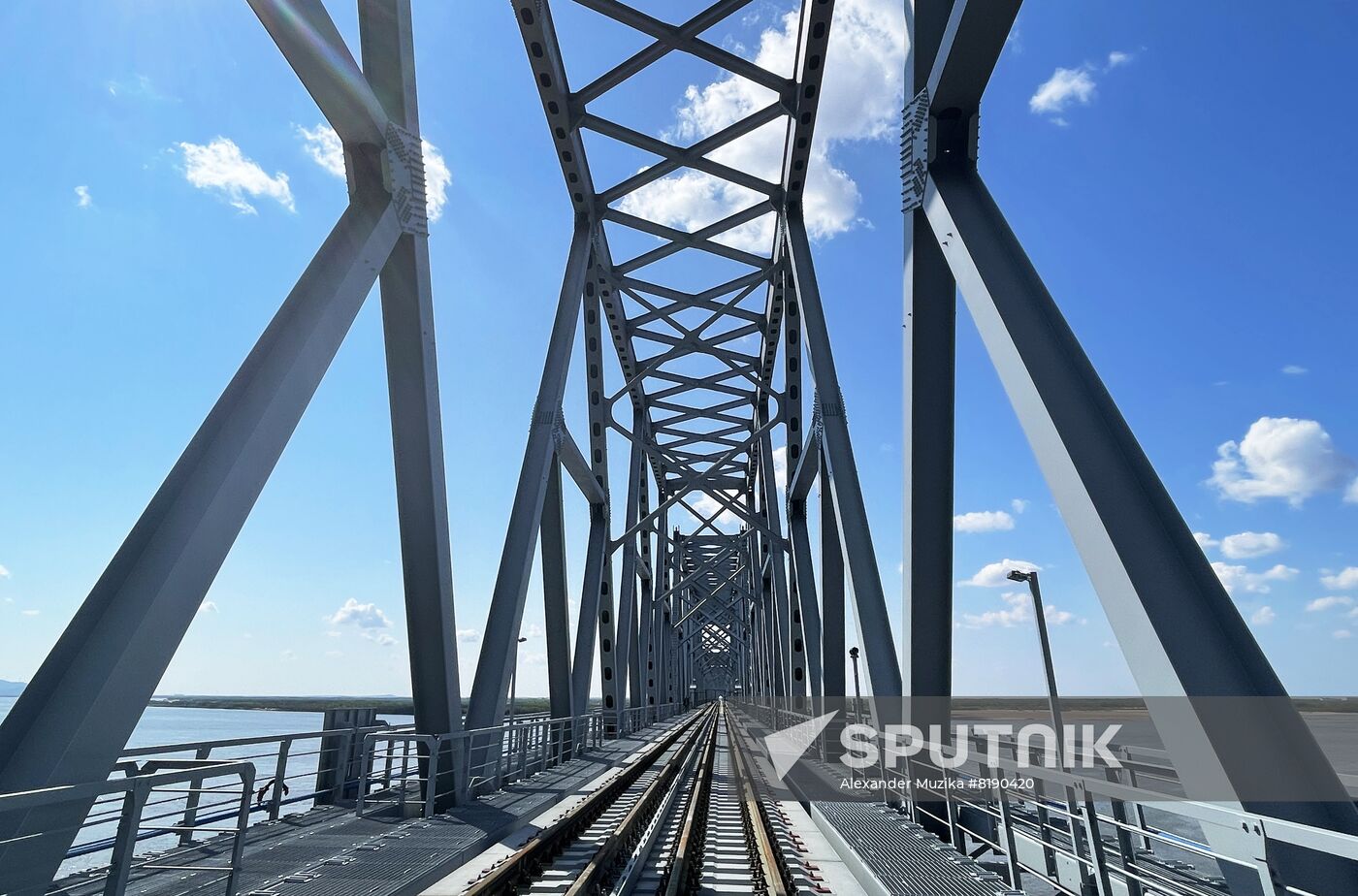 Russia China Bridge