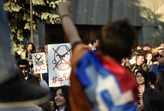 Armenia Opposition Protests