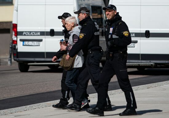Latvia WWII Soviet Monument Demolition
