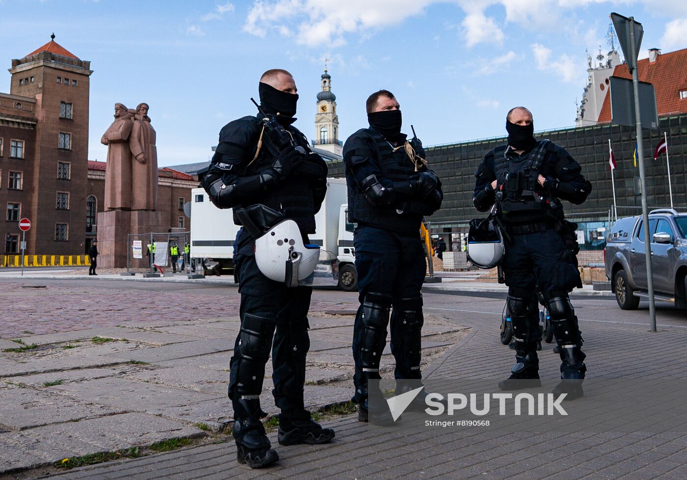 Latvia WWII Soviet Monument Demolition