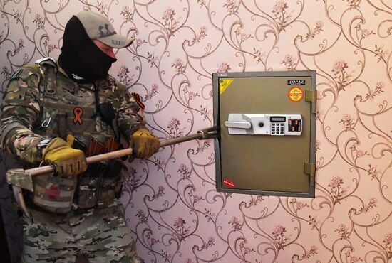 Ukraine LPR Russia Military Operation