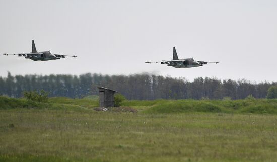 Ukraine Russia Military Operation Assault Aviation