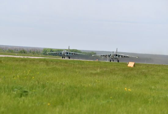 Ukraine Russia Military Operation Assault Aviation