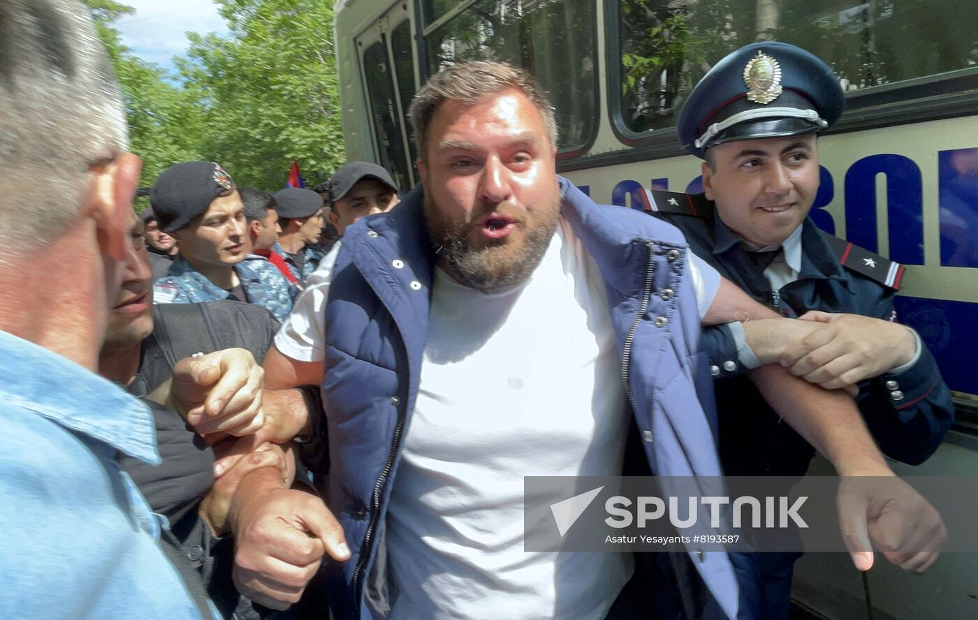 Armenia Opposition Protests