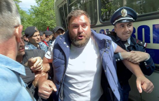 Armenia Opposition Protests