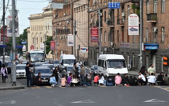 Armenia Opposition Protests