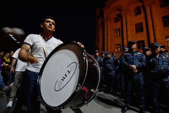 Armenia Opposition Protests