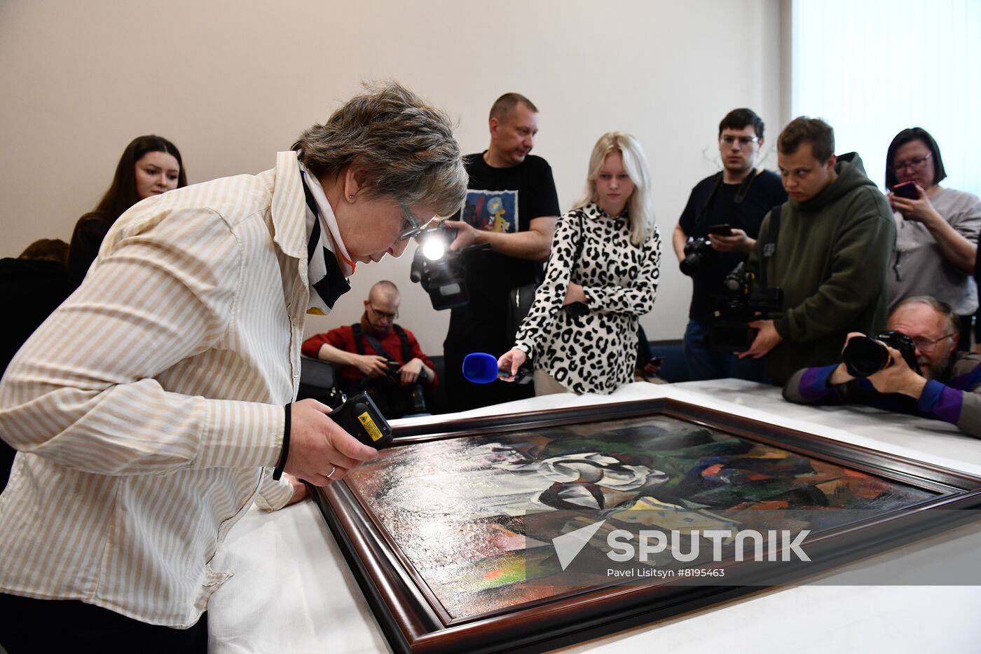 Russia South Korea Artworks Return