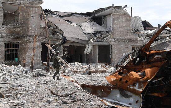 DPR Russia Ukraine Military Operation Azovstal