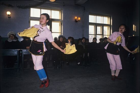 Soviet-Chinese border ties