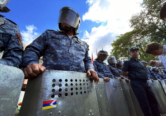 Armenia Opposition Protests