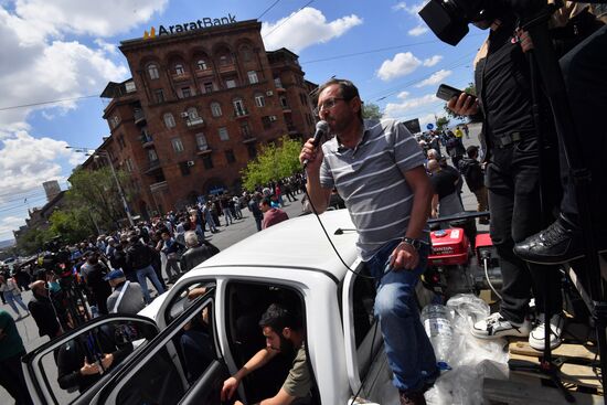 Armenia Opposition Protests