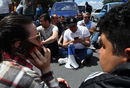 Armenia Opposition Protests