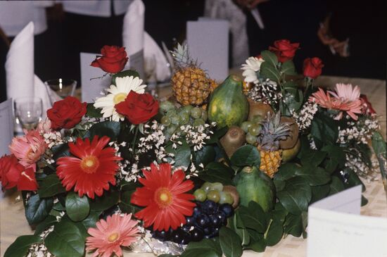 Hotel Service 1989