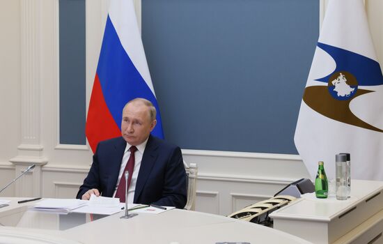 Russia Putin Kyrgyzstan Eurasian Economic Forum