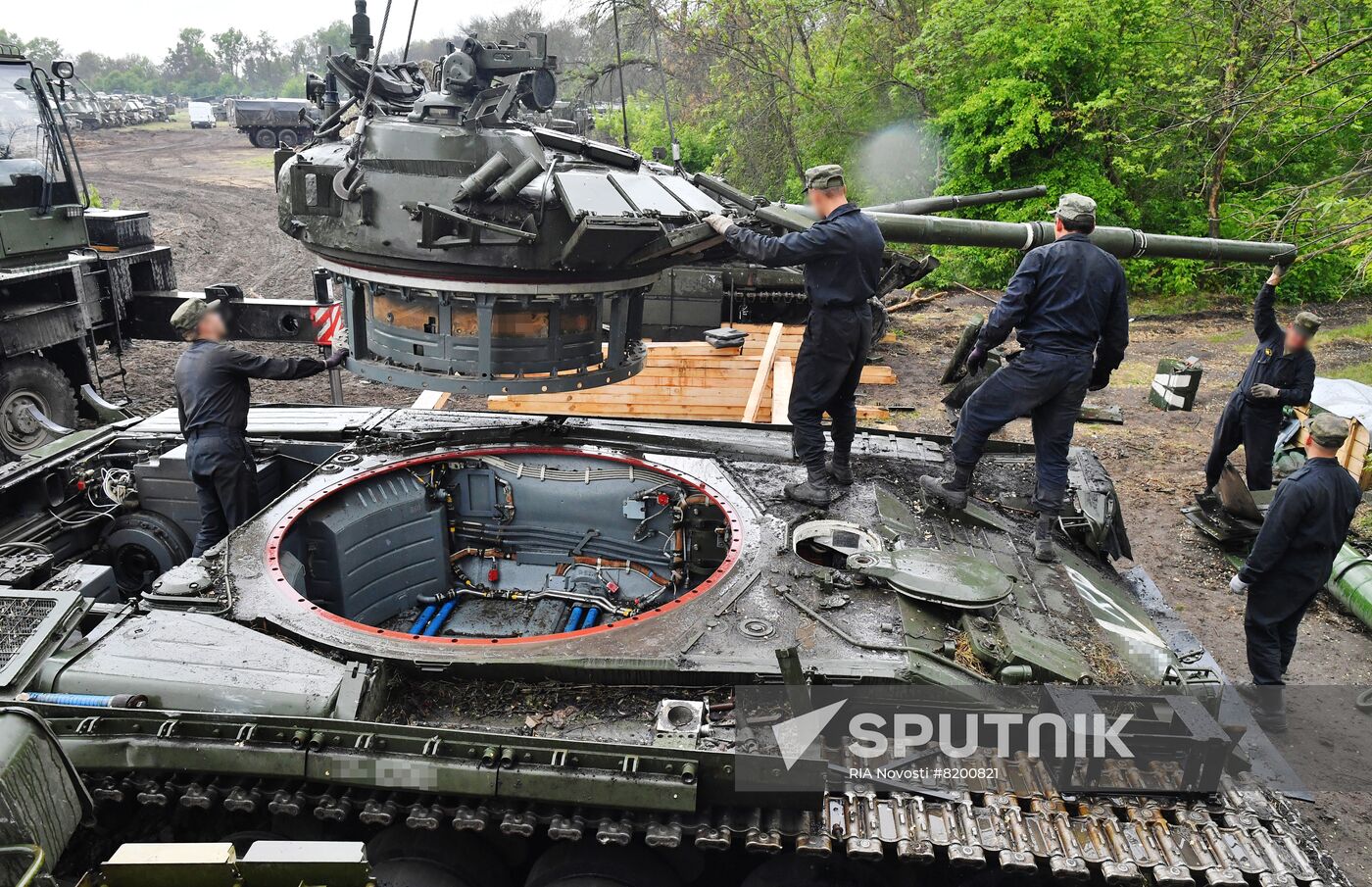Ukraine Russia Military Operation Repair Unit