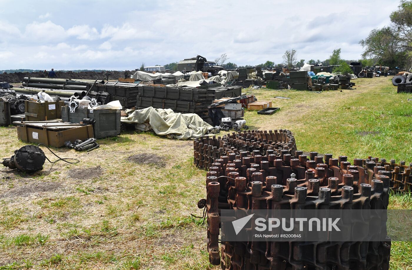 Ukraine Russia Military Operation Repair Unit