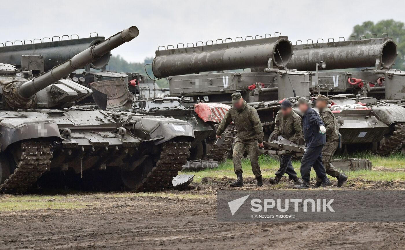 Ukraine Russia Military Operation Repair Unit