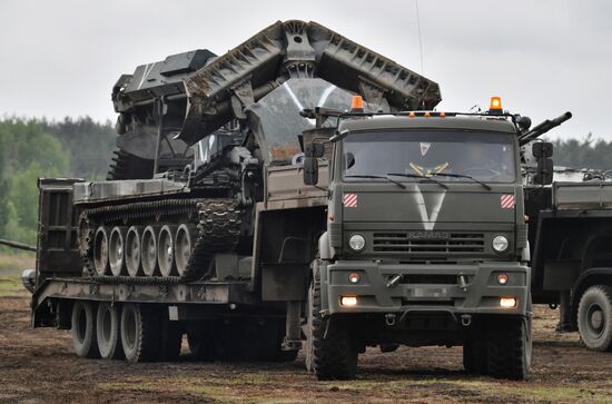 Ukraine Russia Military Operation Repair Unit