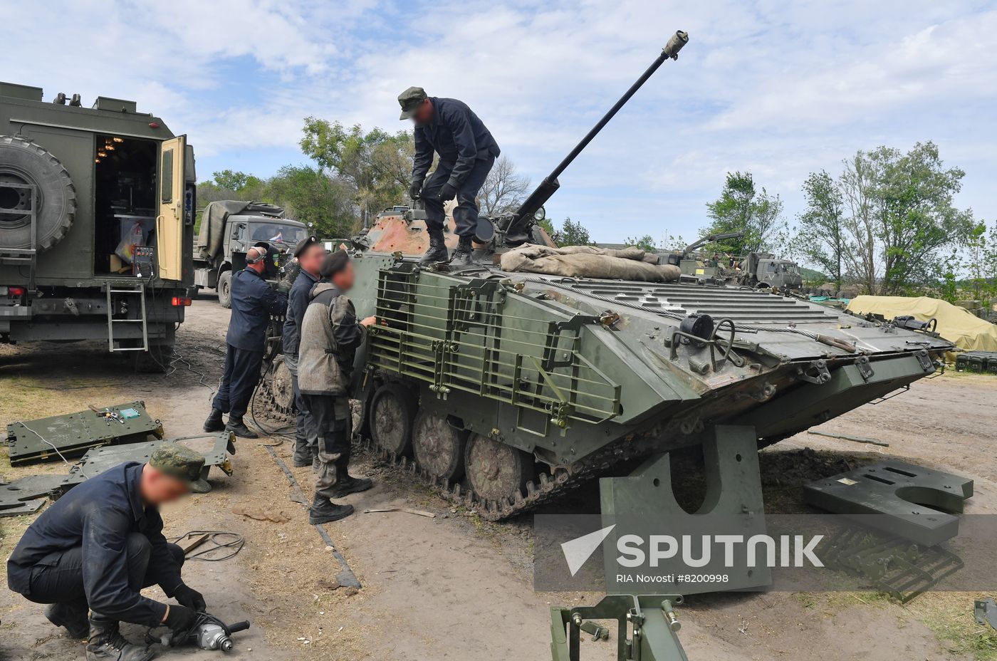 Ukraine Russia Military Operation Repair Unit