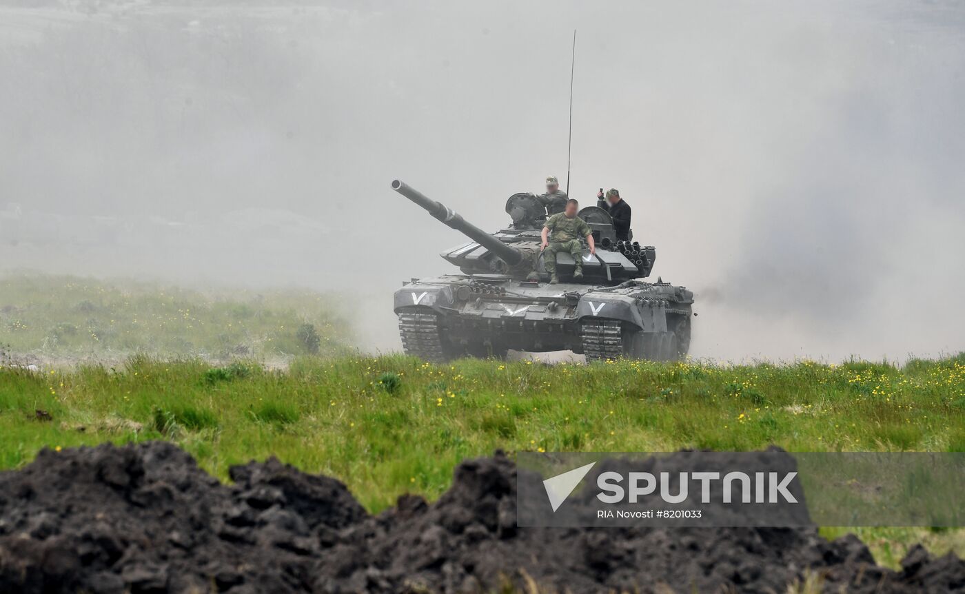 Ukraine Russia Military Operation Repair Unit