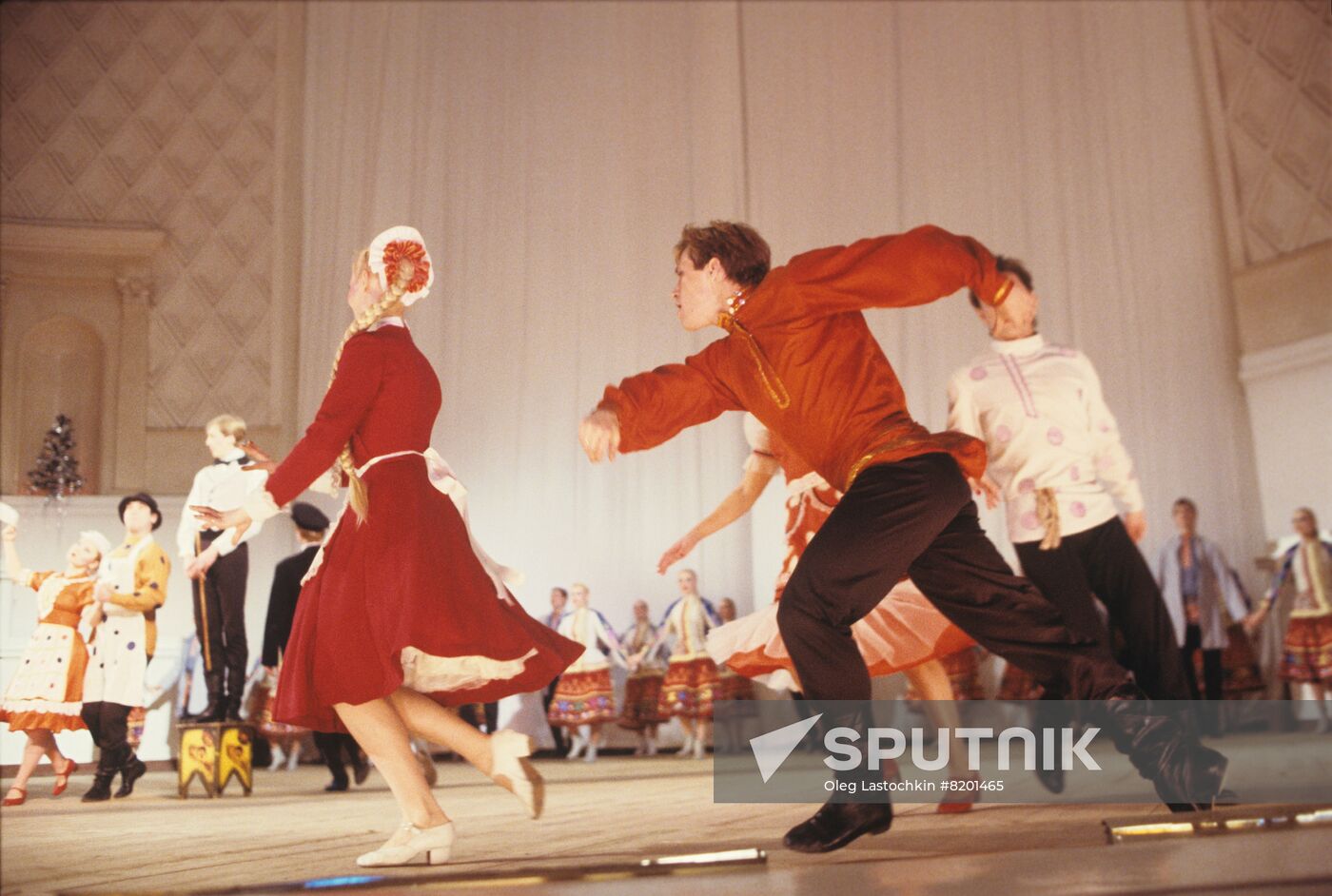 Godenko Krasnoyarsk State Academic Dance Ensemble of Siberia