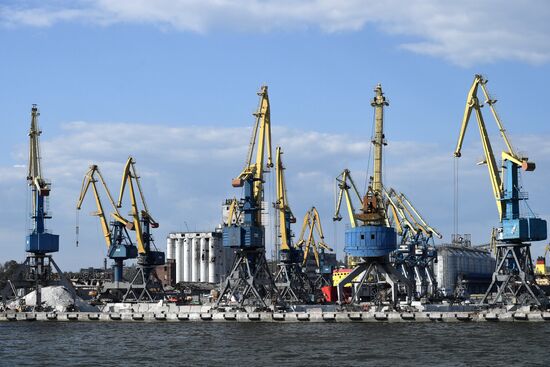 DPR Russia Ukraine Military Operation Sea Port