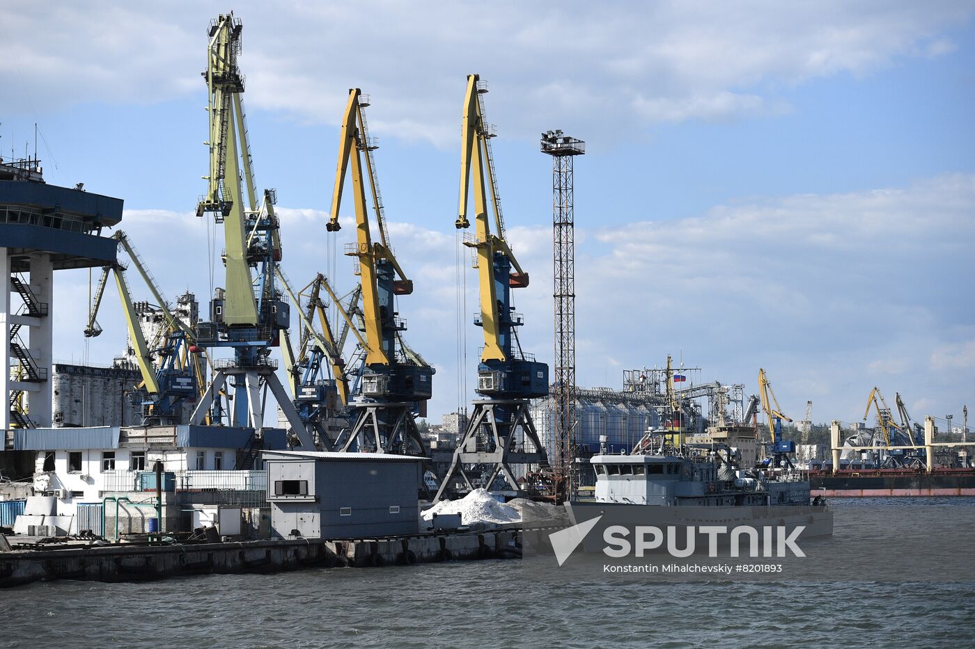 DPR Russia Ukraine Military Operation Sea Port