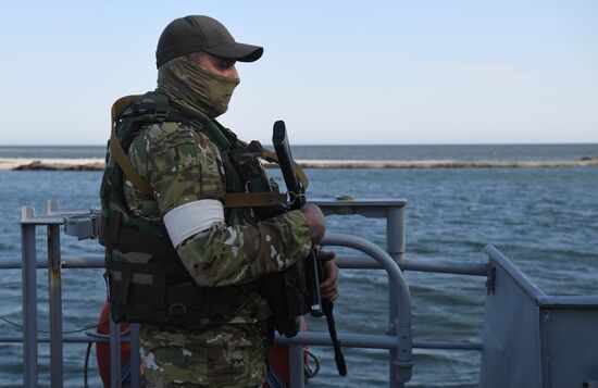 DPR Russia Ukraine Military Operation Sea Port