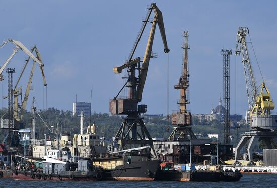 DPR Russia Ukraine Military Operation Sea Port