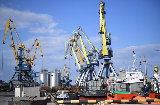 DPR Russia Ukraine Military Operation Sea Port