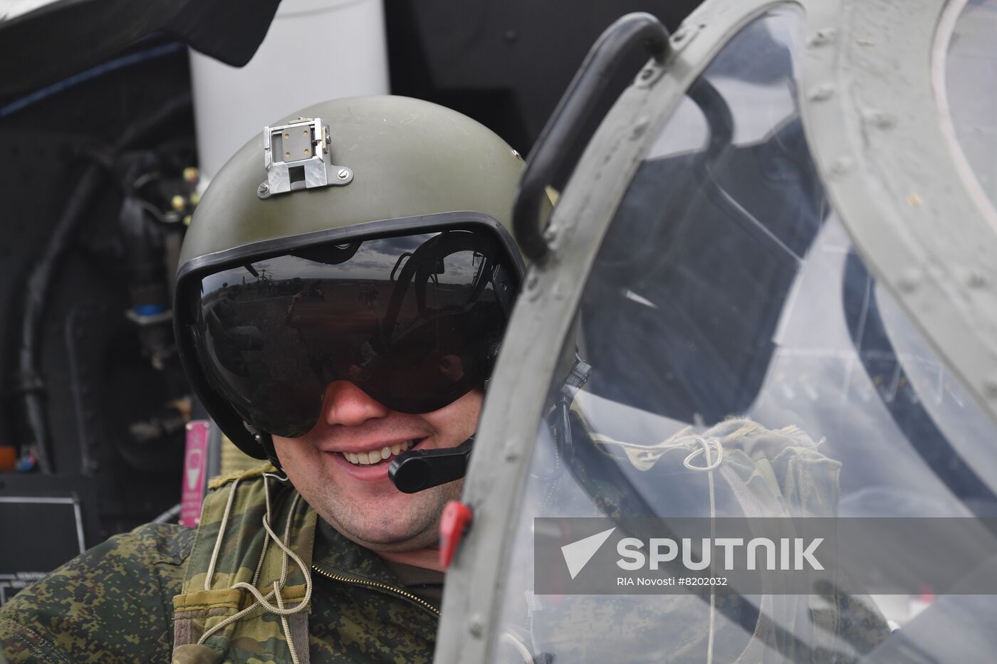 Ukraine Russia Military Operation Helicopter Airfield