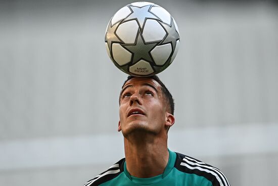 France Soccer Champions League Real Madrid Training