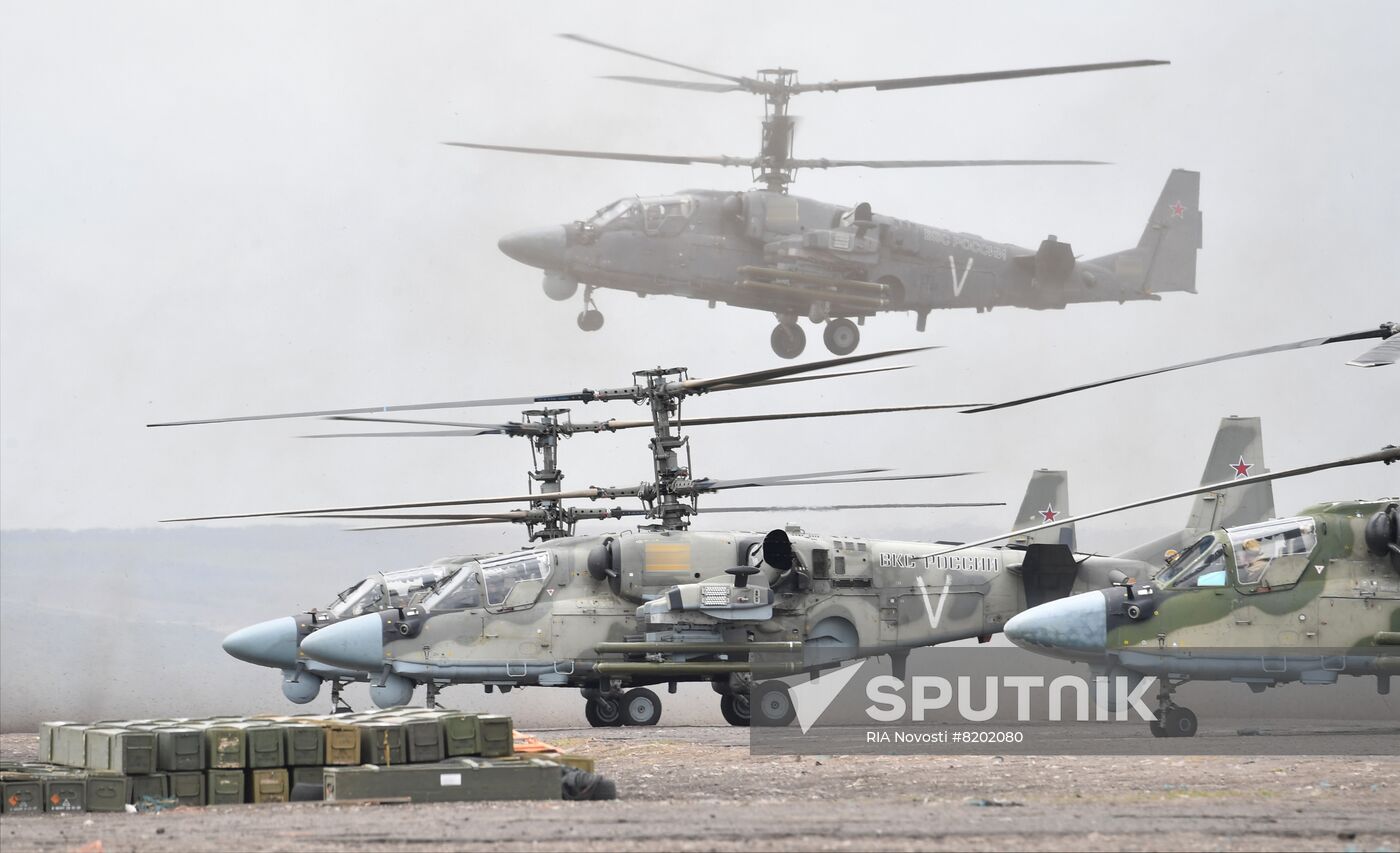 Ukraine Russia Military Operation Helicopter Airfield
