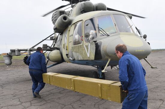 Ukraine Russia Military Operation Helicopter Airfield